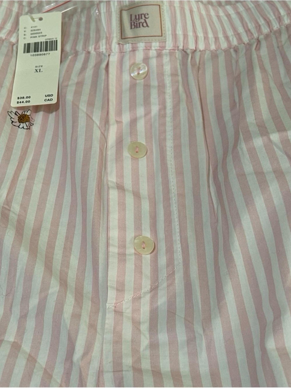 New w/ Tags– in soft, lightweight cotton pink & white boxers w/ a dog w/ Flowers - Picture 4 of 13